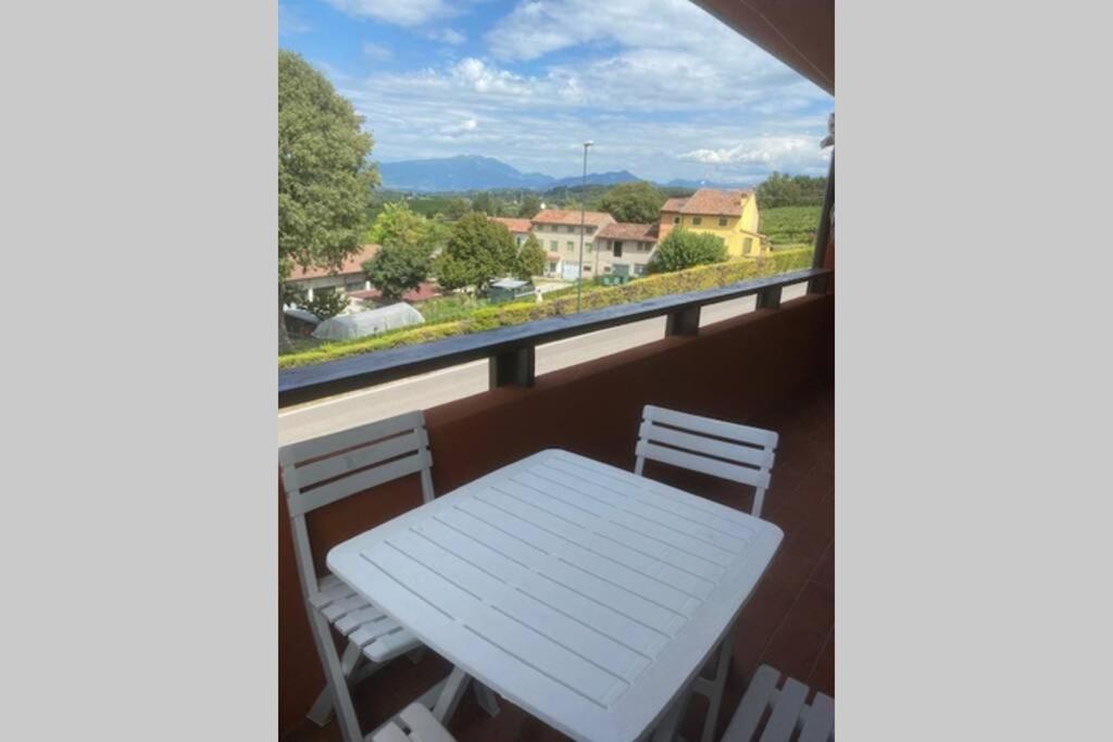 Ferienwohnung 10 Minuti Dal Lago Di Garda E Da Gardaland Castelnuovo del Garda Exterior foto